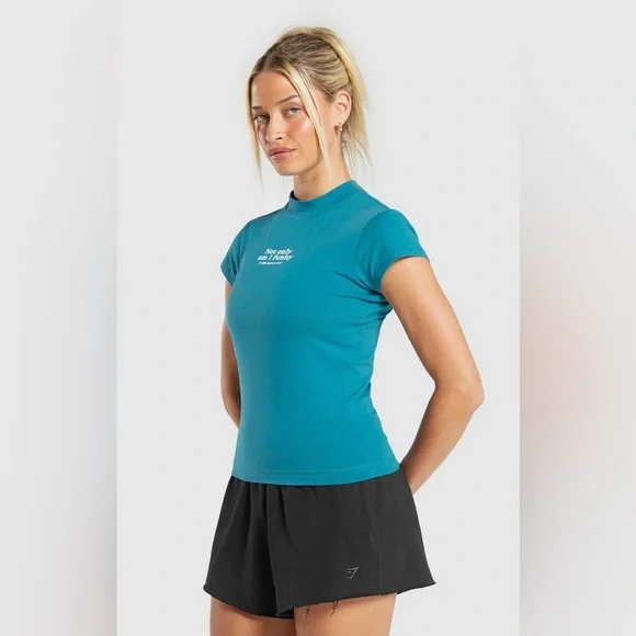 GYMSHARK Women’s Lift Heavy Body Fit T-Shirt Terrace Blue- NWT - Picture 3 of 7
